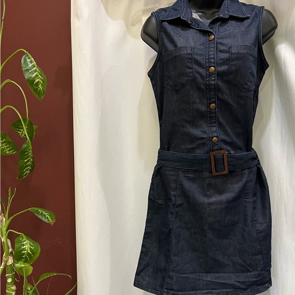 Women's Gold Sign  Dark Washed Belted Denim Dress Snap Front, Size S - Picture 1 of 2